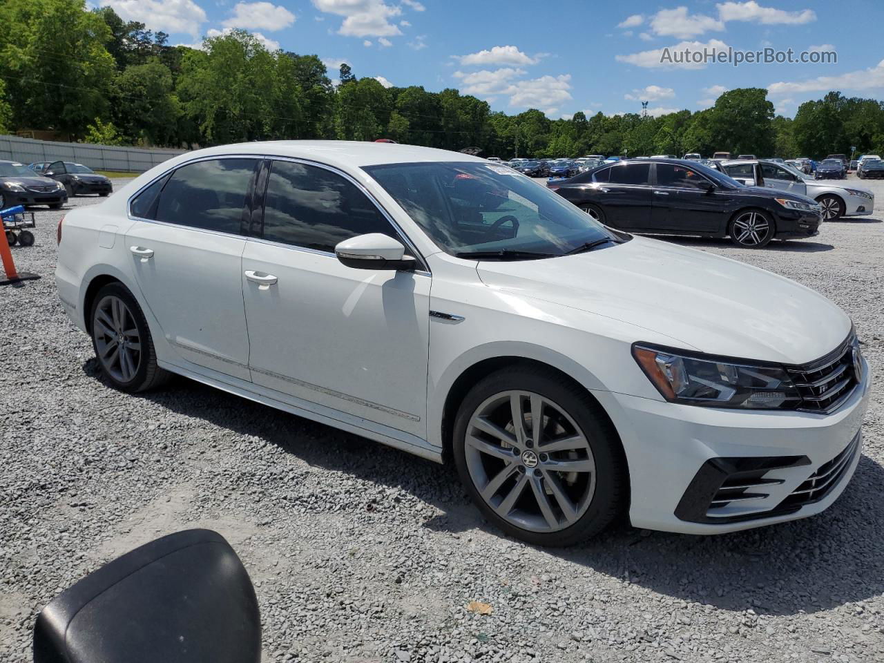 2017 Volkswagen Passat R-line White vin: 1VWDT7A37HC018769