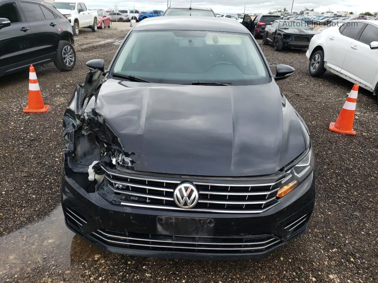 2017 Volkswagen Passat R-line Black vin: 1VWDT7A37HC055935