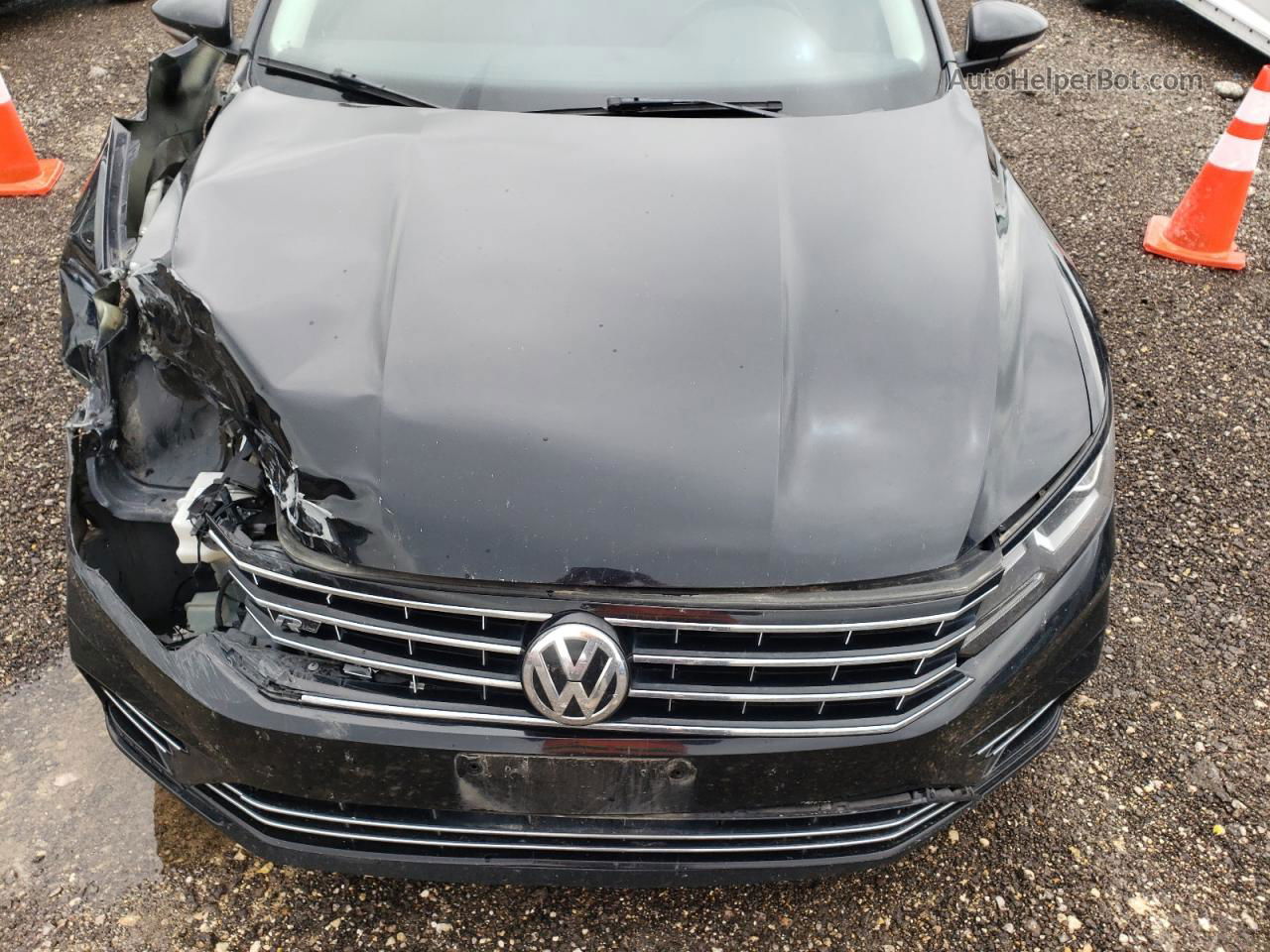 2017 Volkswagen Passat R-line Черный vin: 1VWDT7A37HC055935