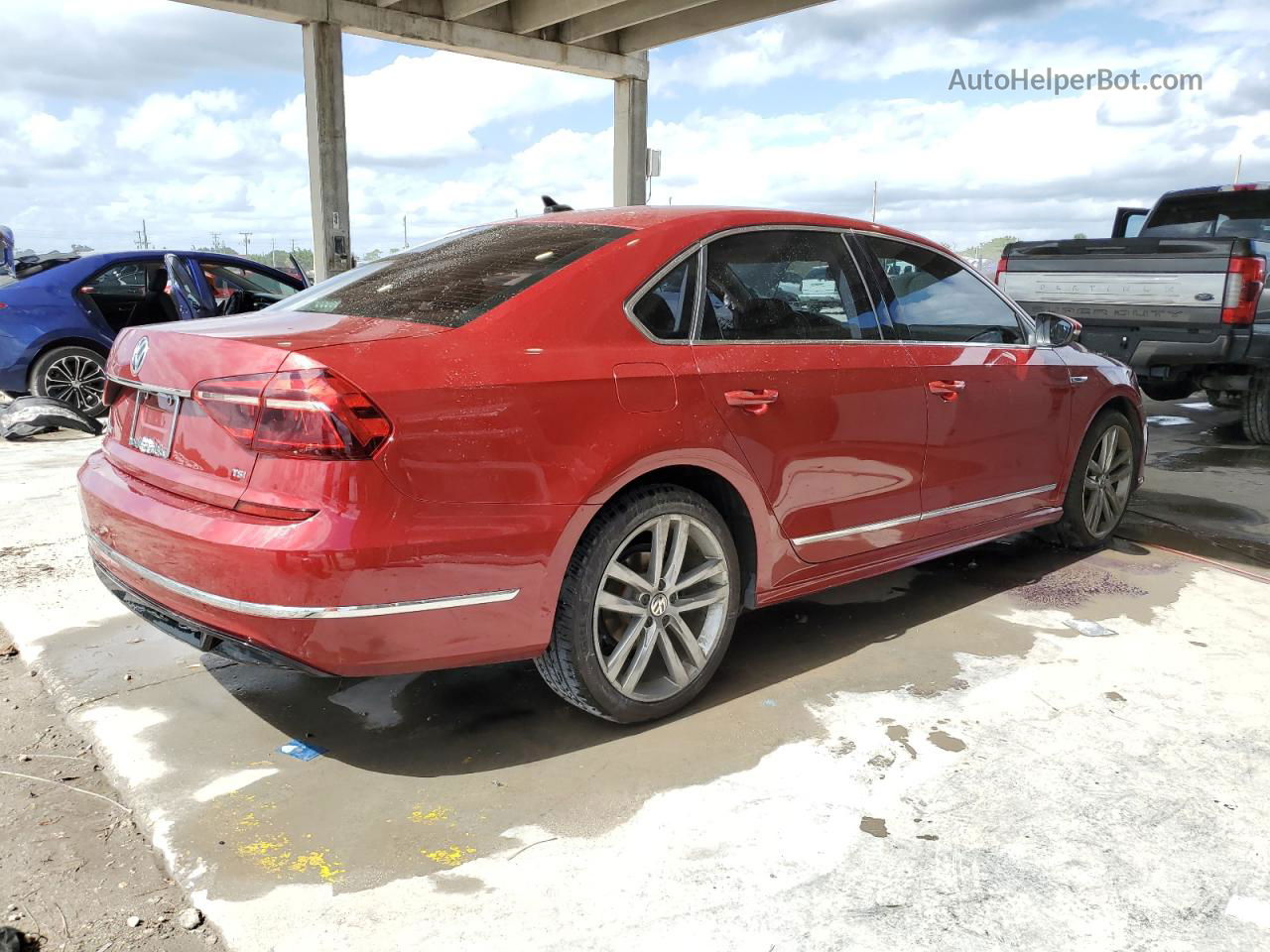 2017 Volkswagen Passat R-line Burgundy vin: 1VWDT7A37HC059385