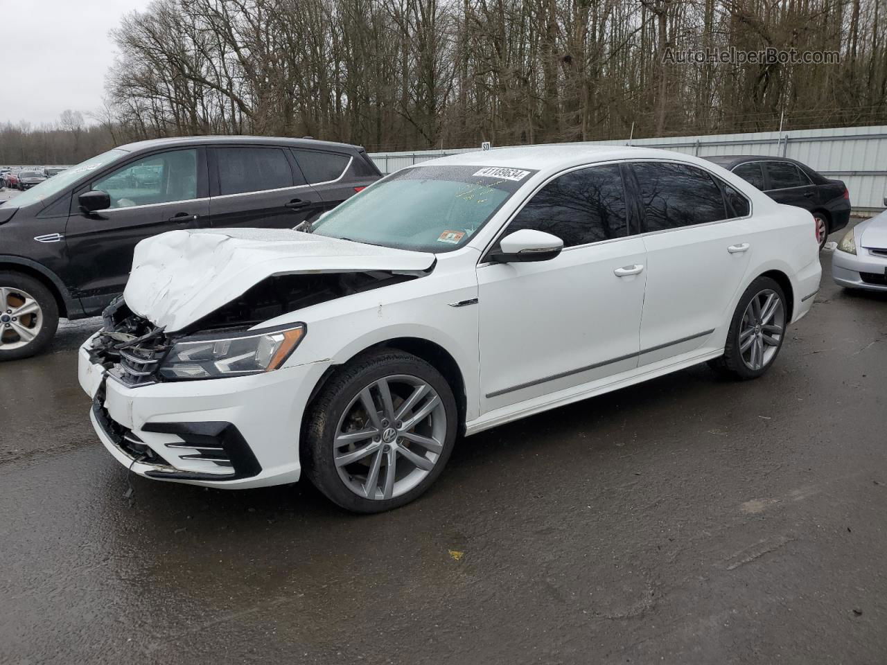 2017 Volkswagen Passat R-line White vin: 1VWDT7A38HC008445