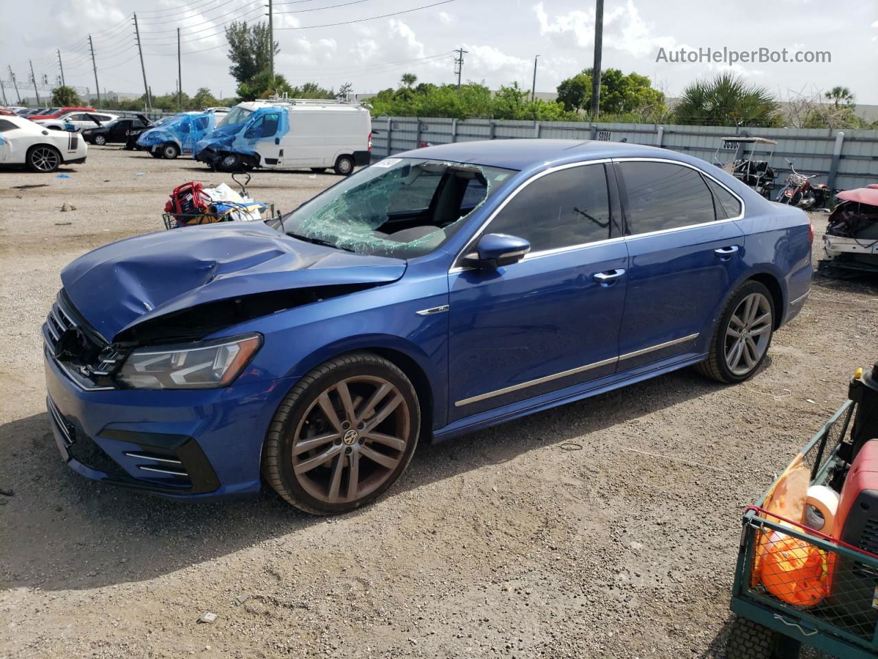 2017 Volkswagen Passat R-line Синий vin: 1VWDT7A38HC062537