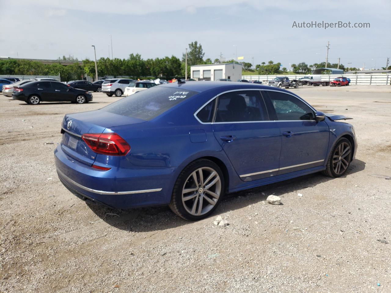 2017 Volkswagen Passat R-line Blue vin: 1VWDT7A38HC062537