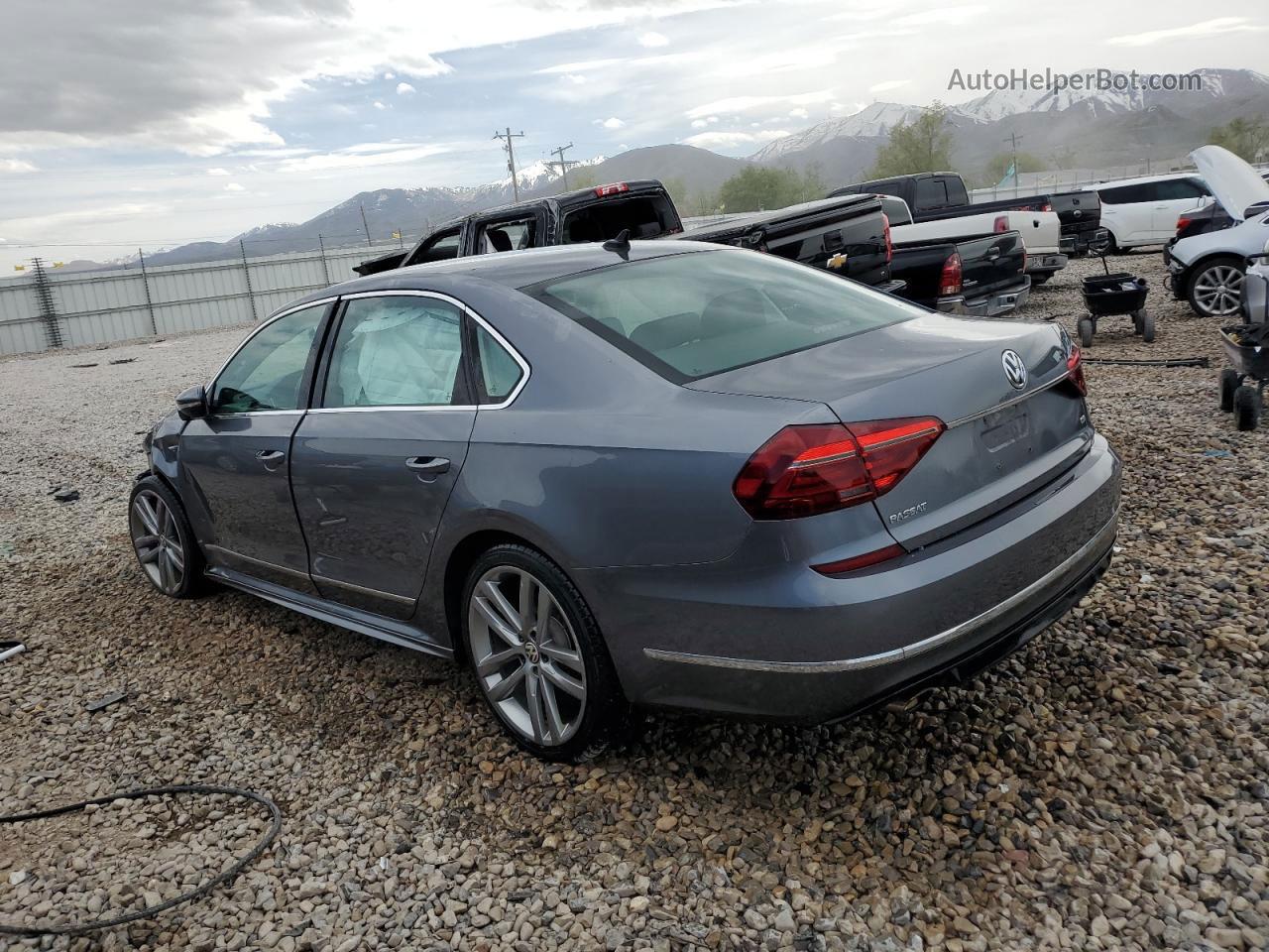 2017 Volkswagen Passat R-line Charcoal vin: 1VWDT7A38HC066670