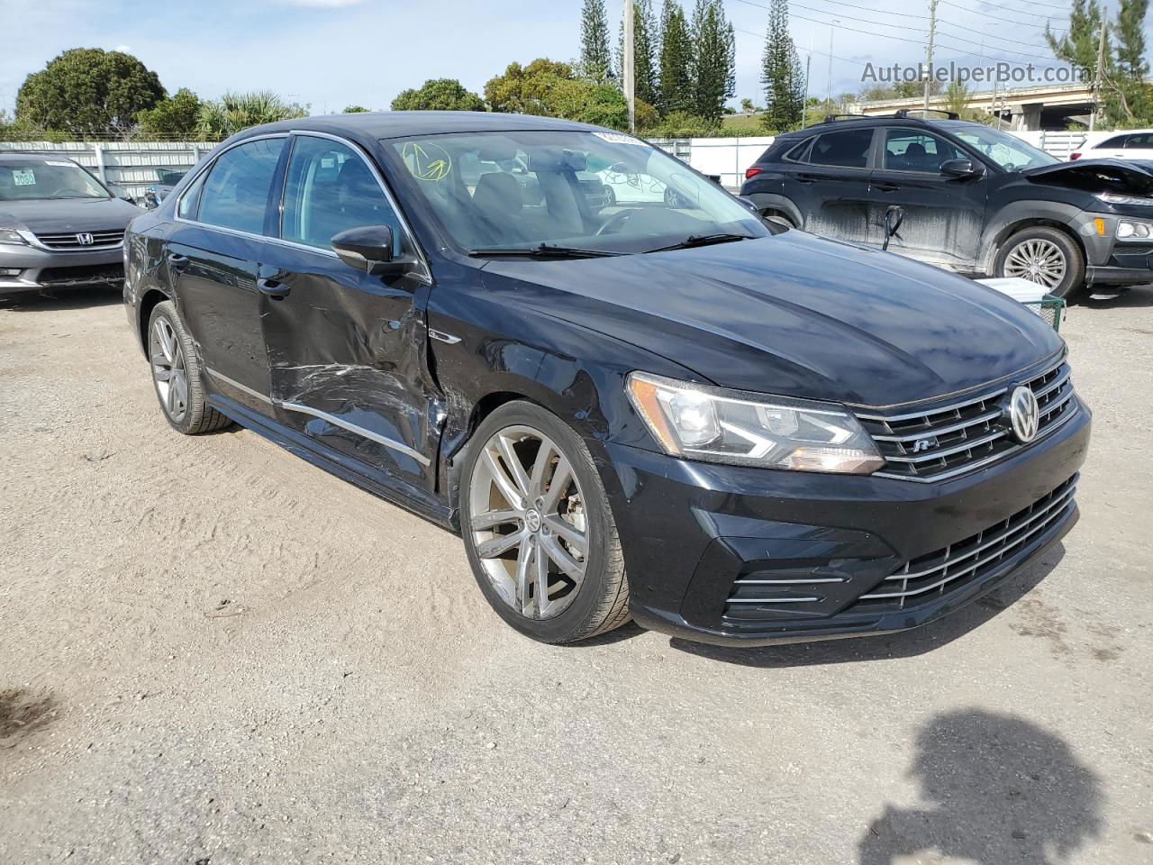 2017 Volkswagen Passat R-line Черный vin: 1VWDT7A39HC056665