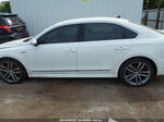 2017 Volkswagen Passat 1.8t R-line White vin: 1VWDT7A39HC072588