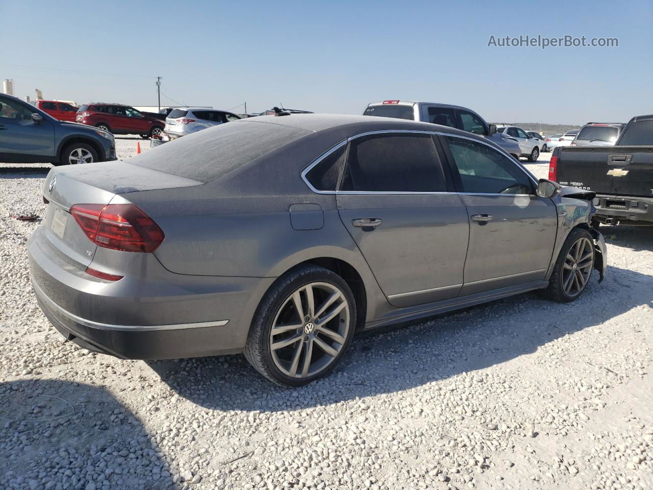 2017 Volkswagen Passat R-line Серый vin: 1VWDT7A39HC084191