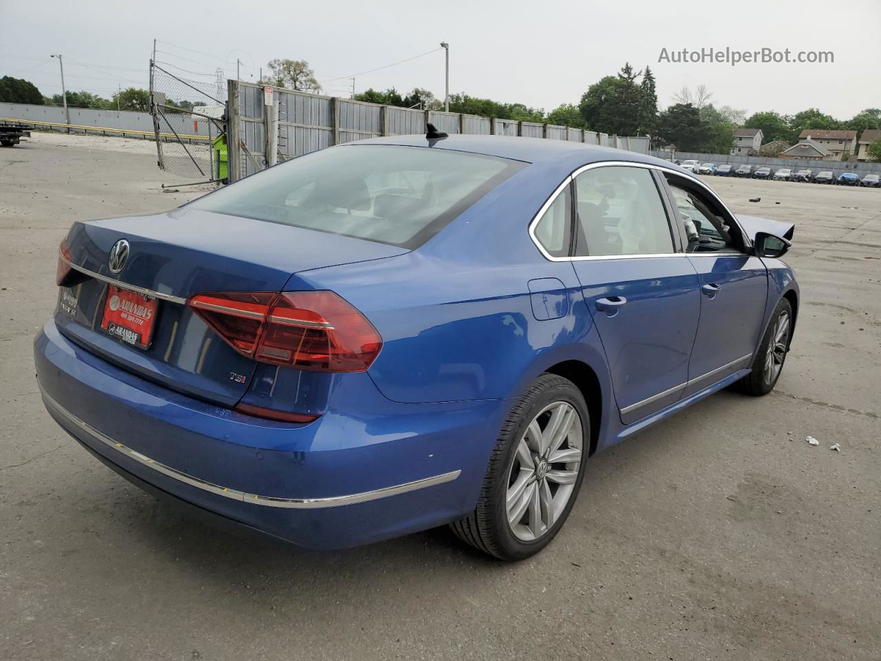 2017 Volkswagen Passat Se Синий vin: 1VWGT7A32HC035721