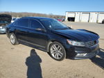 2017 Volkswagen Passat Se Black vin: 1VWGT7A33HC010567