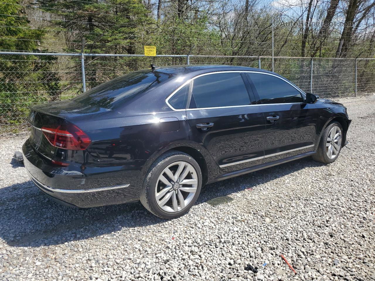 2017 Volkswagen Passat Se Black vin: 1VWGT7A37HC053874