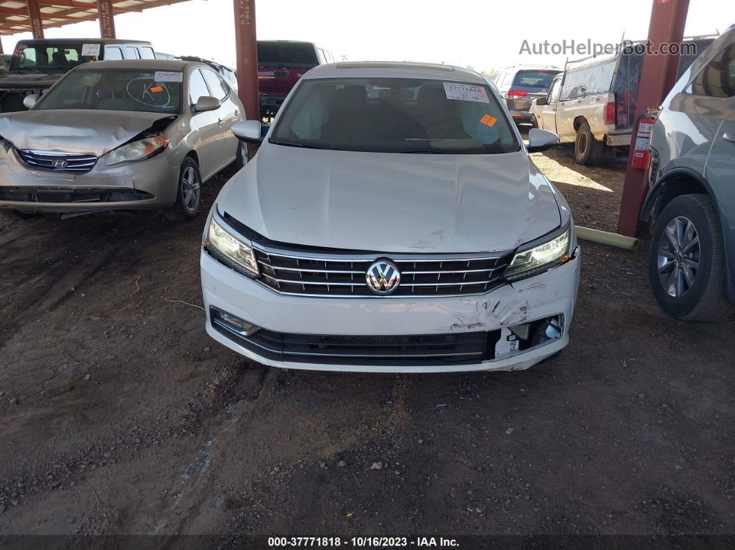 2017 Volkswagen Passat 1.8t Se W/technology Белый vin: 1VWGT7A3XHC030945