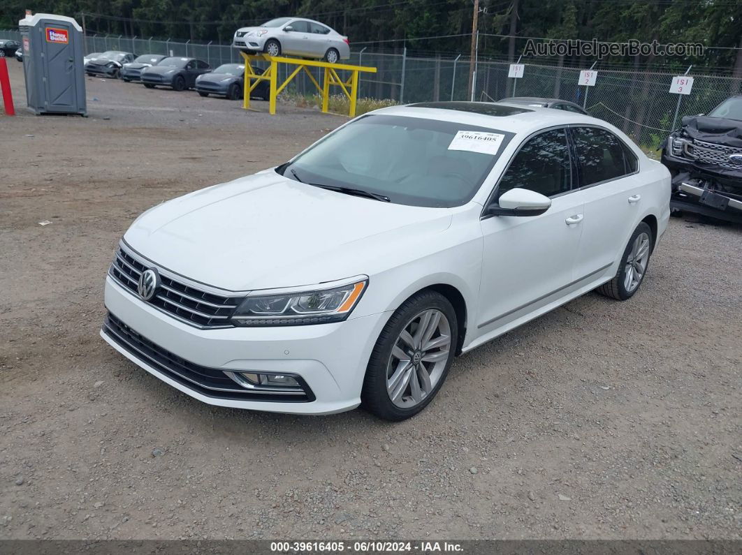 2017 Volkswagen Passat 1.8t Se Белый vin: 1VWGT7A3XHC039709