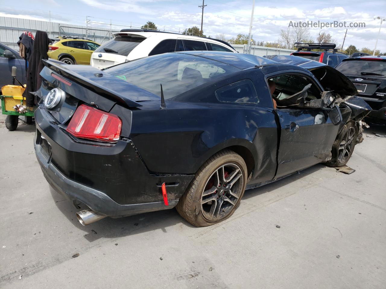 2011 Ford Mustang  Black vin: 1ZVBP8AM0B5145594