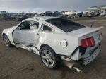 2011 Ford Mustang  Белый vin: 1ZVBP8AM1B5118789