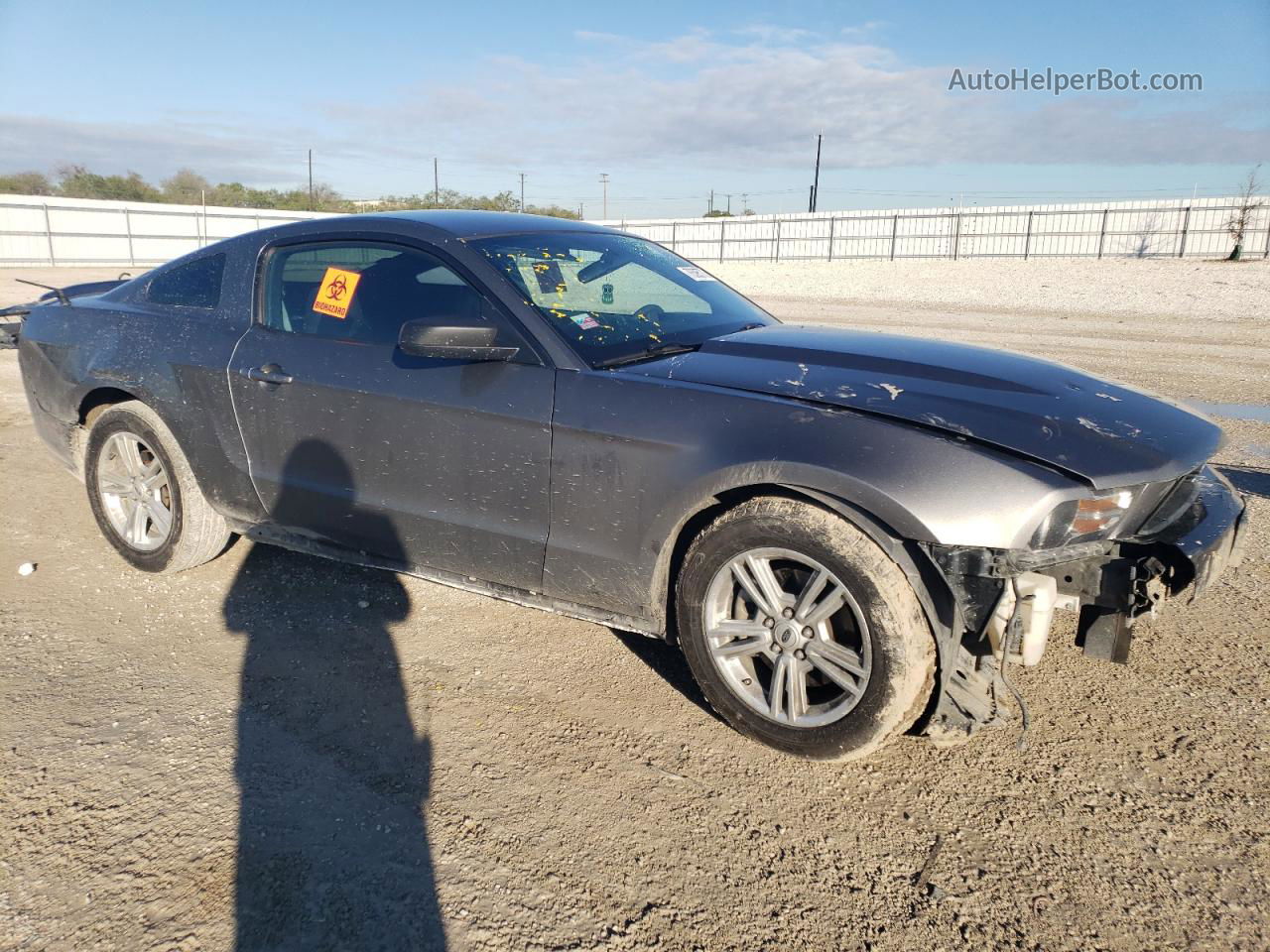 2011 Ford Mustang  Charcoal vin: 1ZVBP8AM3B5131348