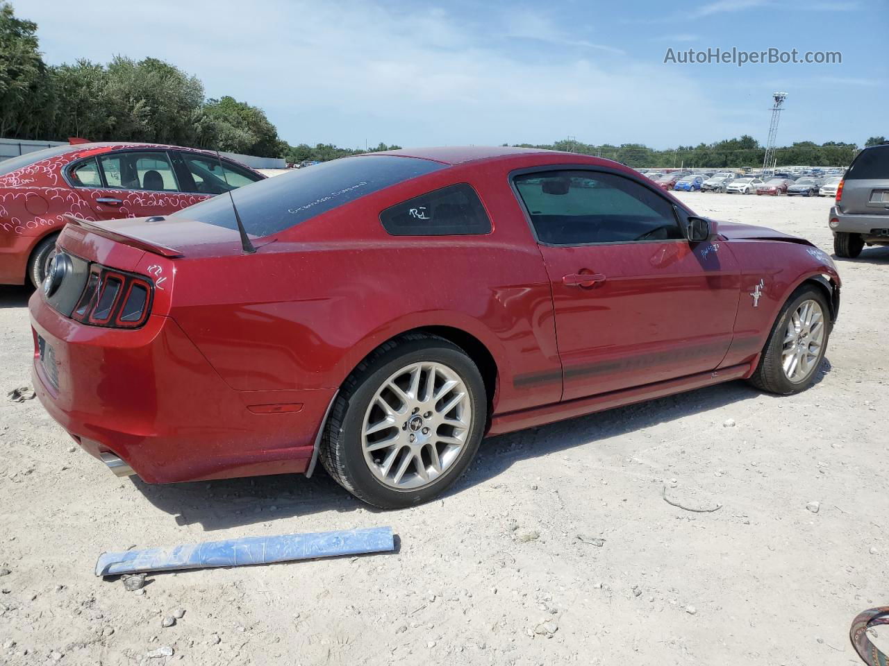 2014 Ford Mustang  Burgundy vin: 1ZVBP8AM3E5284722