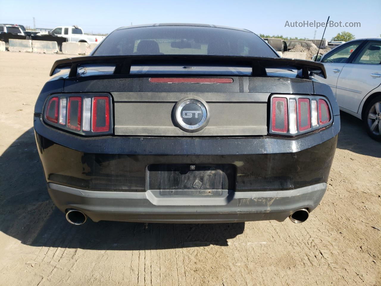 2011 Ford Mustang  Black vin: 1ZVBP8AM4B5102988