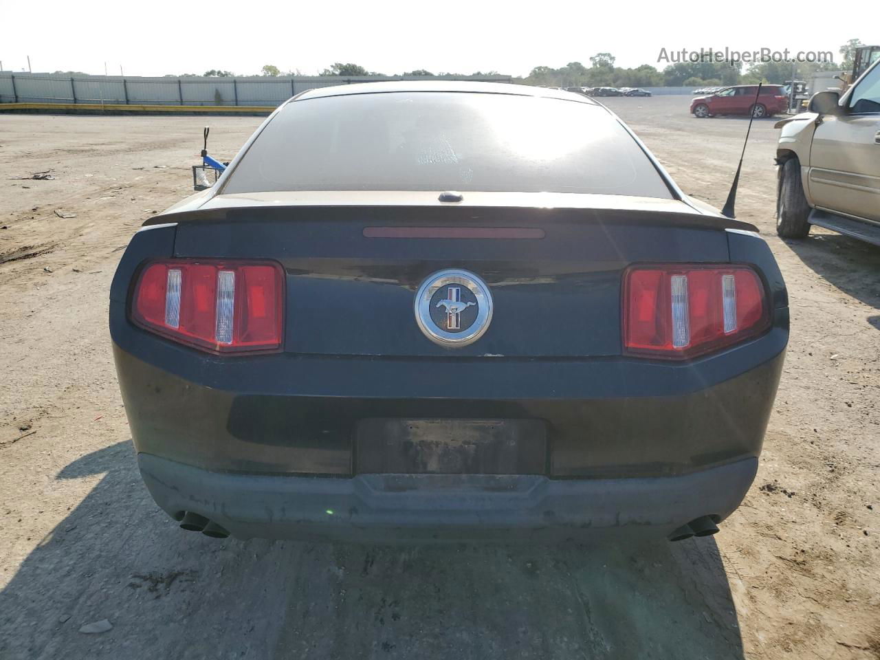 2011 Ford Mustang  Black vin: 1ZVBP8AM4B5154699