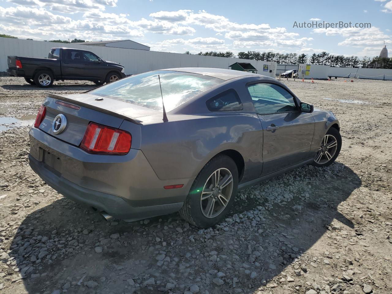 2011 Ford Mustang  Silver vin: 1ZVBP8AM6B5167048