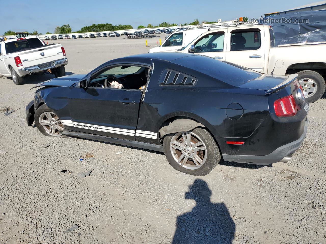 2011 Ford Mustang  Black vin: 1ZVBP8AM7B5106534