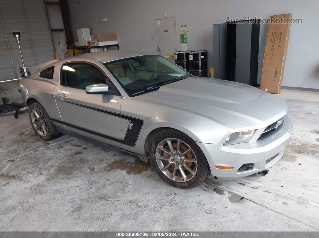 2011 Ford Mustang V6 Premium Серебряный vin: 1ZVBP8AM7B5135631