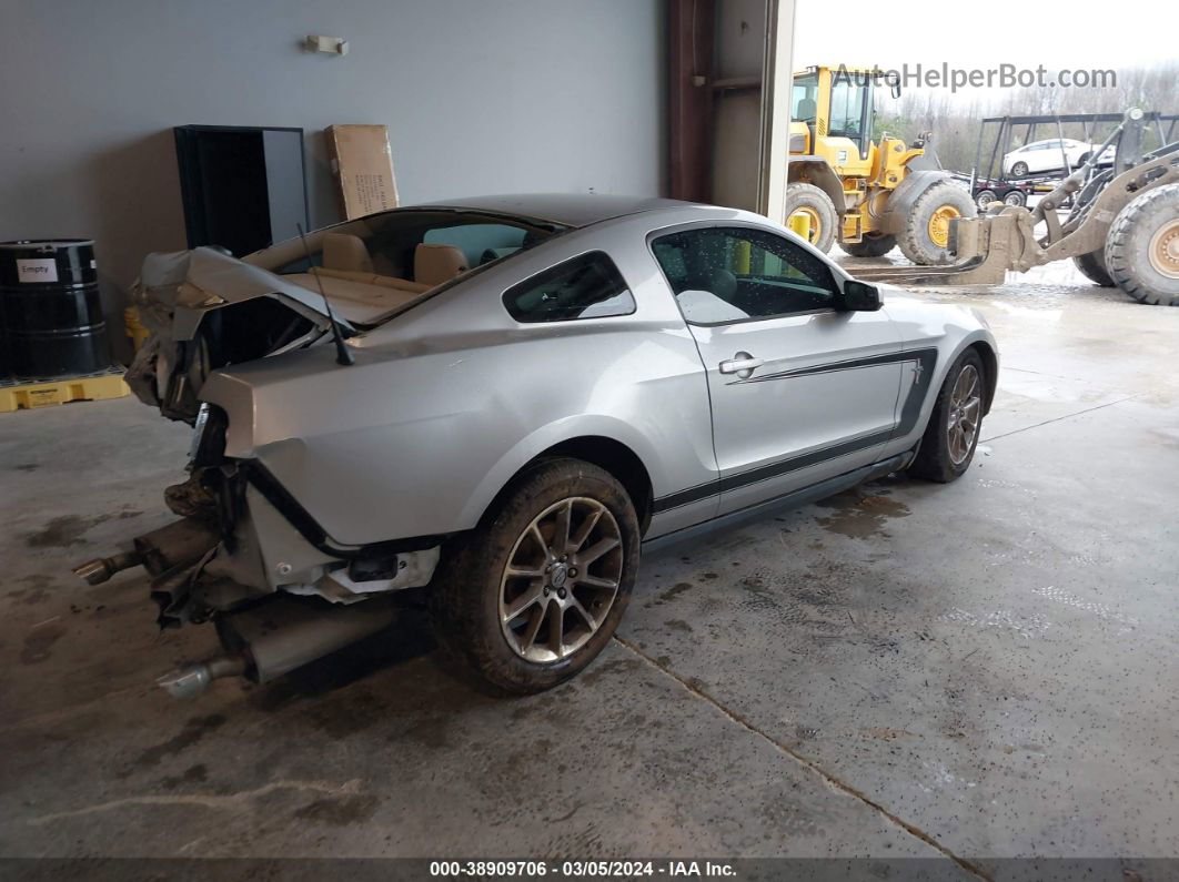 2011 Ford Mustang V6 Premium Серебряный vin: 1ZVBP8AM7B5135631