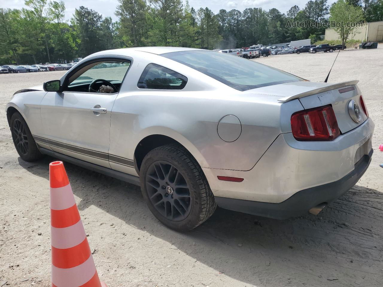 2011 Ford Mustang  Silver vin: 1ZVBP8AM8B5115761