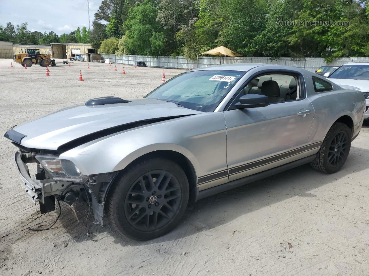 2011 Ford Mustang  Silver vin: 1ZVBP8AM8B5115761