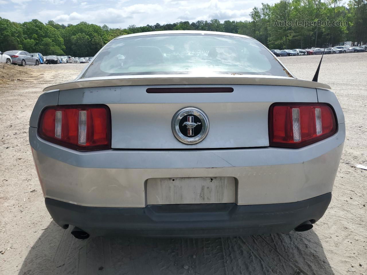 2011 Ford Mustang  Silver vin: 1ZVBP8AM8B5115761