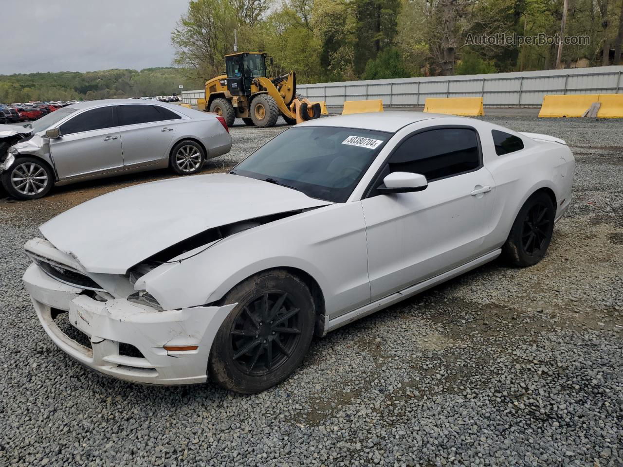 2014 Ford Mustang  White vin: 1ZVBP8AM8E5201916