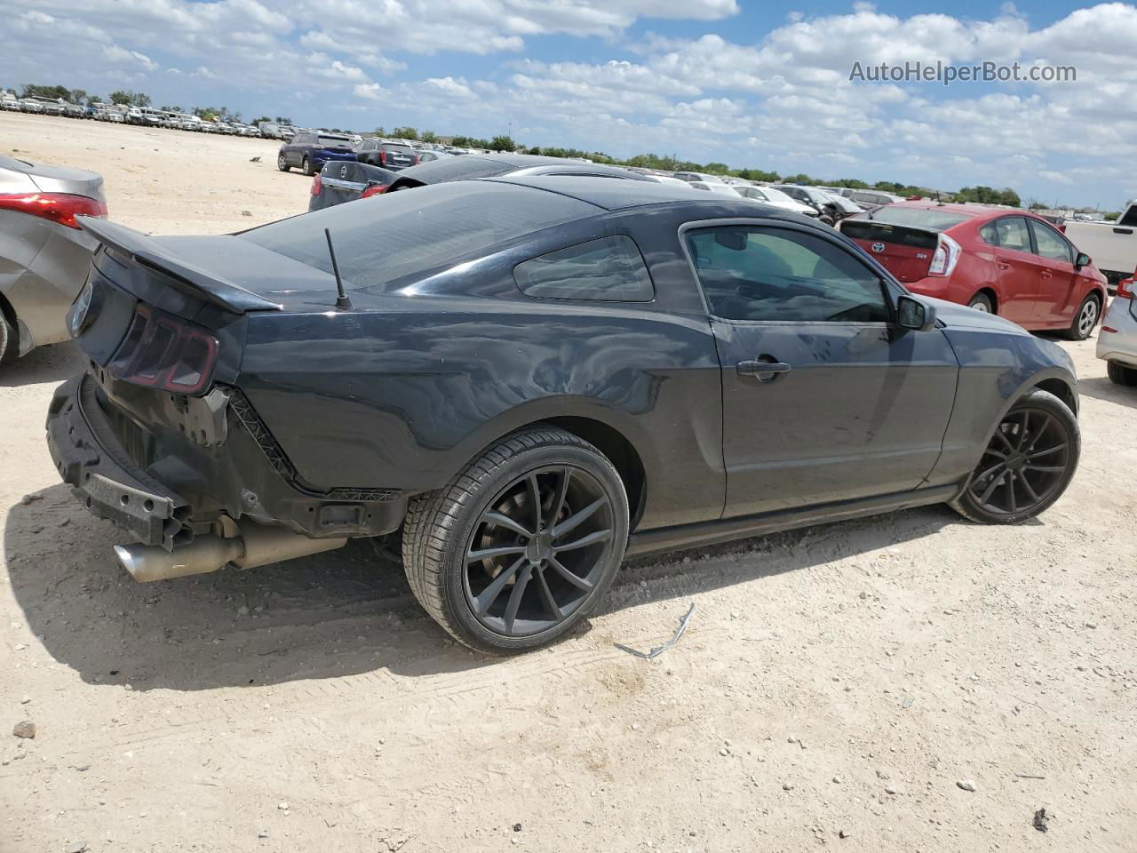 2014 Ford Mustang  Black vin: 1ZVBP8AM8E5284361