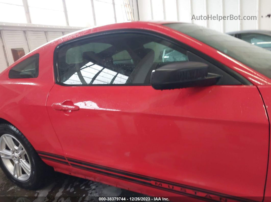 2011 Ford Mustang V6 Red vin: 1ZVBP8AM9B5125988