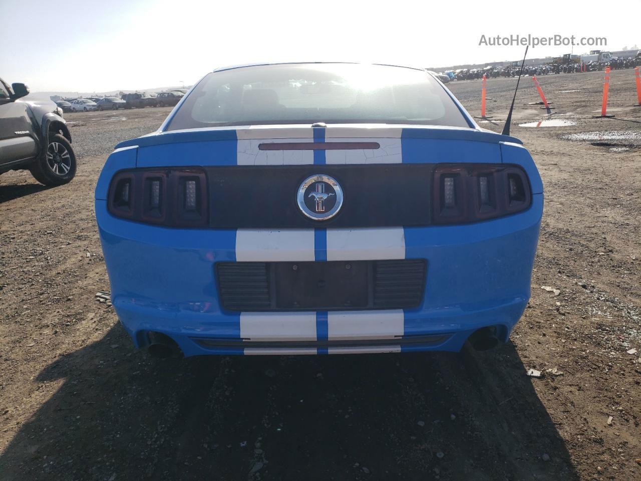 2014 Ford Mustang  Blue vin: 1ZVBP8AM9E5250364