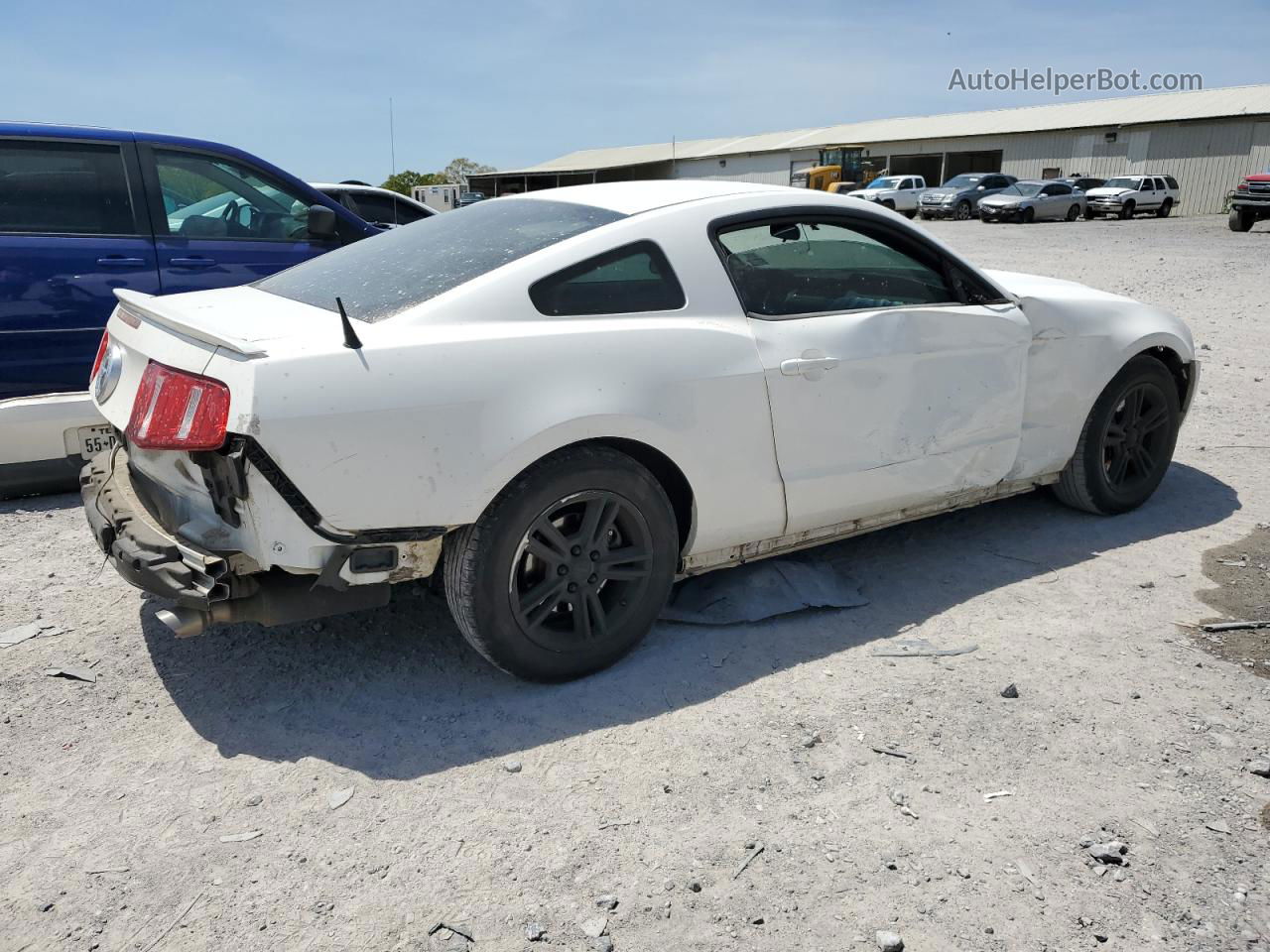 2011 Ford Mustang  White vin: 1ZVBP8AMXB5152892