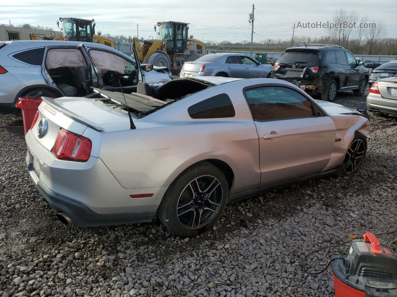 2011 Ford Mustang Gt Серебряный vin: 1ZVBP8CF0B5169571