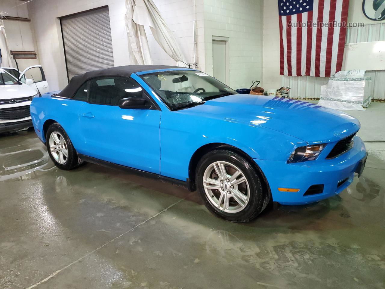 2011 Ford Mustang  Blue vin: 1ZVBP8EM0B5143645