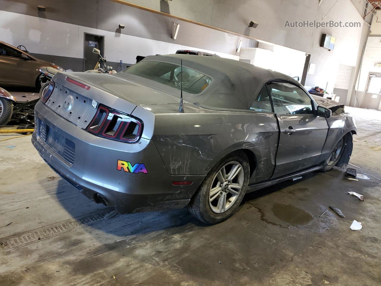 2014 Ford Mustang  Gray vin: 1ZVBP8EM0E5260873