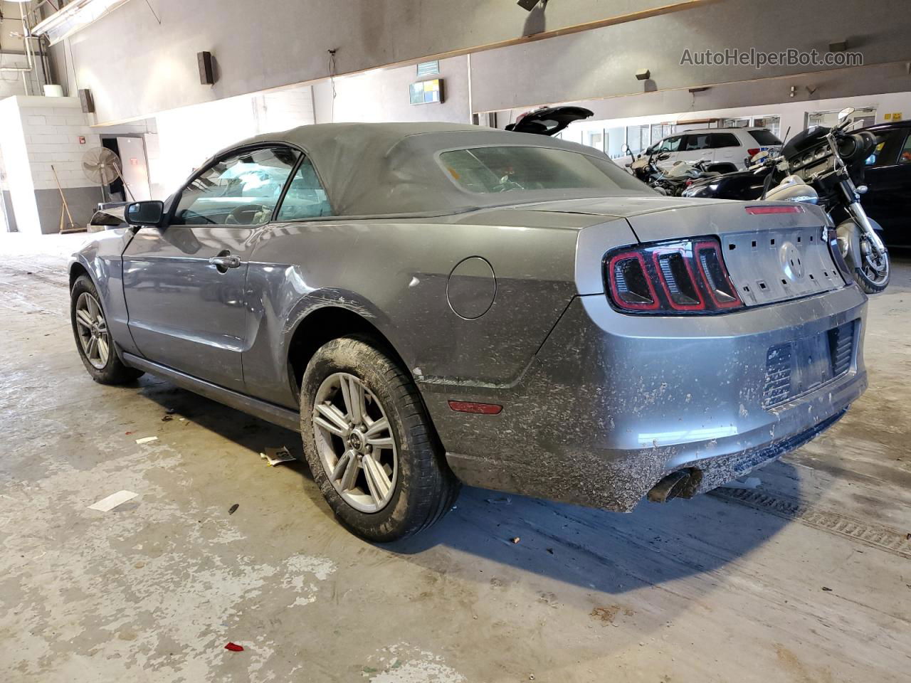 2014 Ford Mustang  Gray vin: 1ZVBP8EM0E5260873