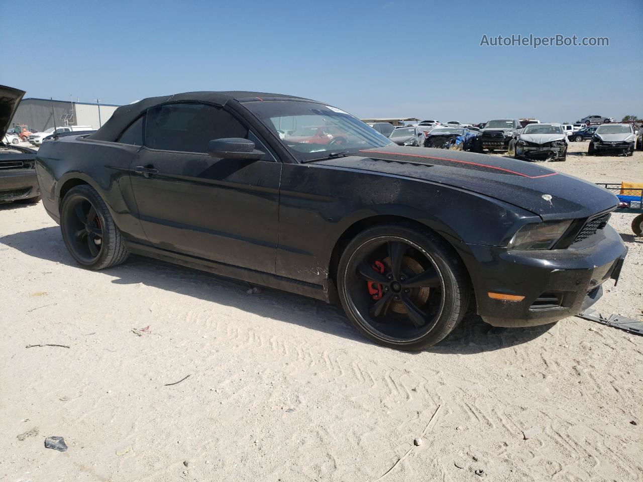 2011 Ford Mustang  Black vin: 1ZVBP8EM2B5150368