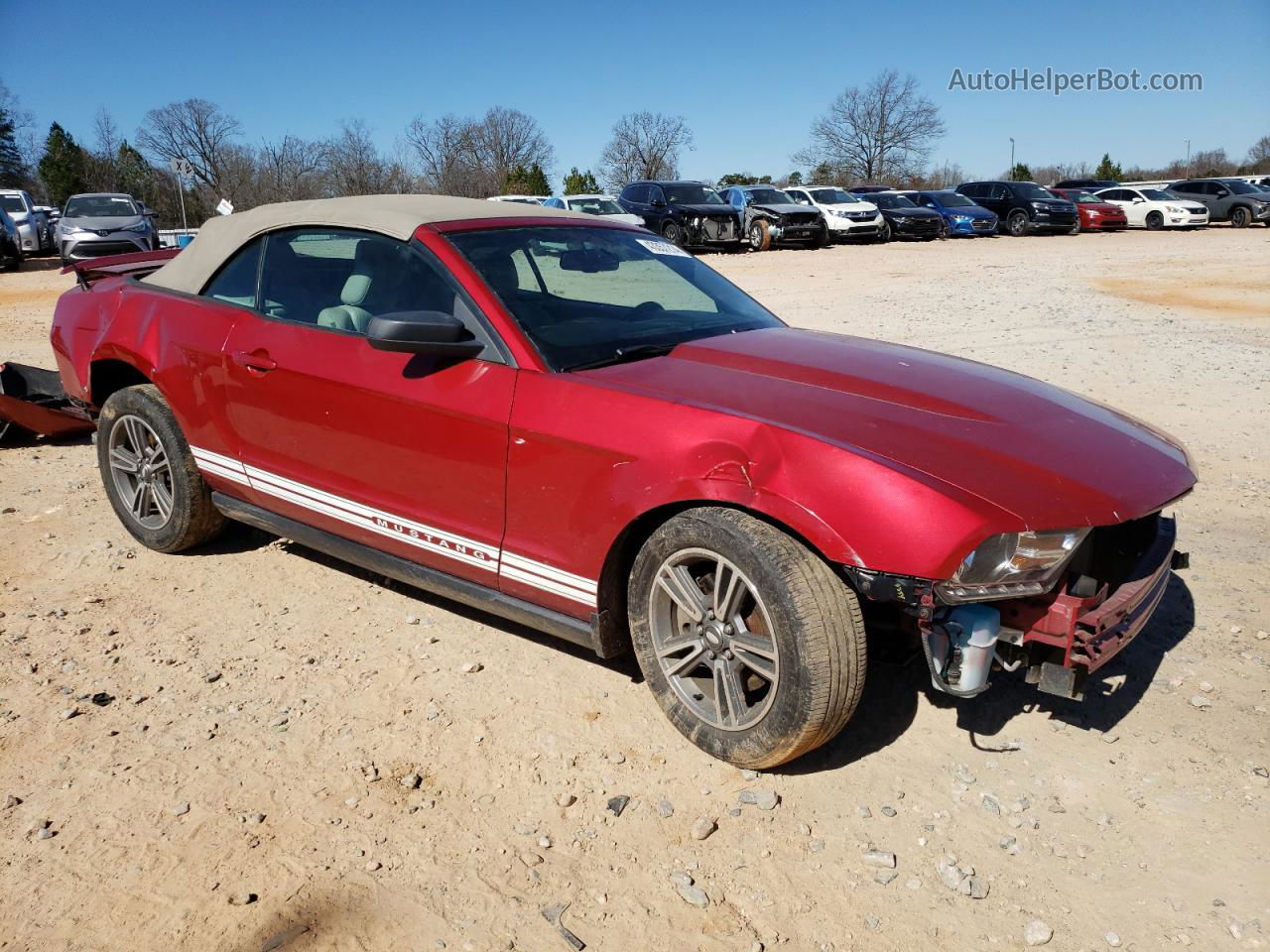 2011 Ford Mustang  Red vin: 1ZVBP8EM3B5111112