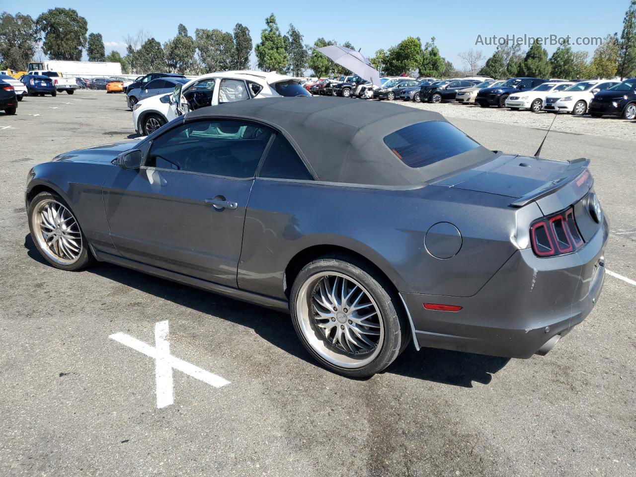 2014 Ford Mustang  Charcoal vin: 1ZVBP8EM4E5262190