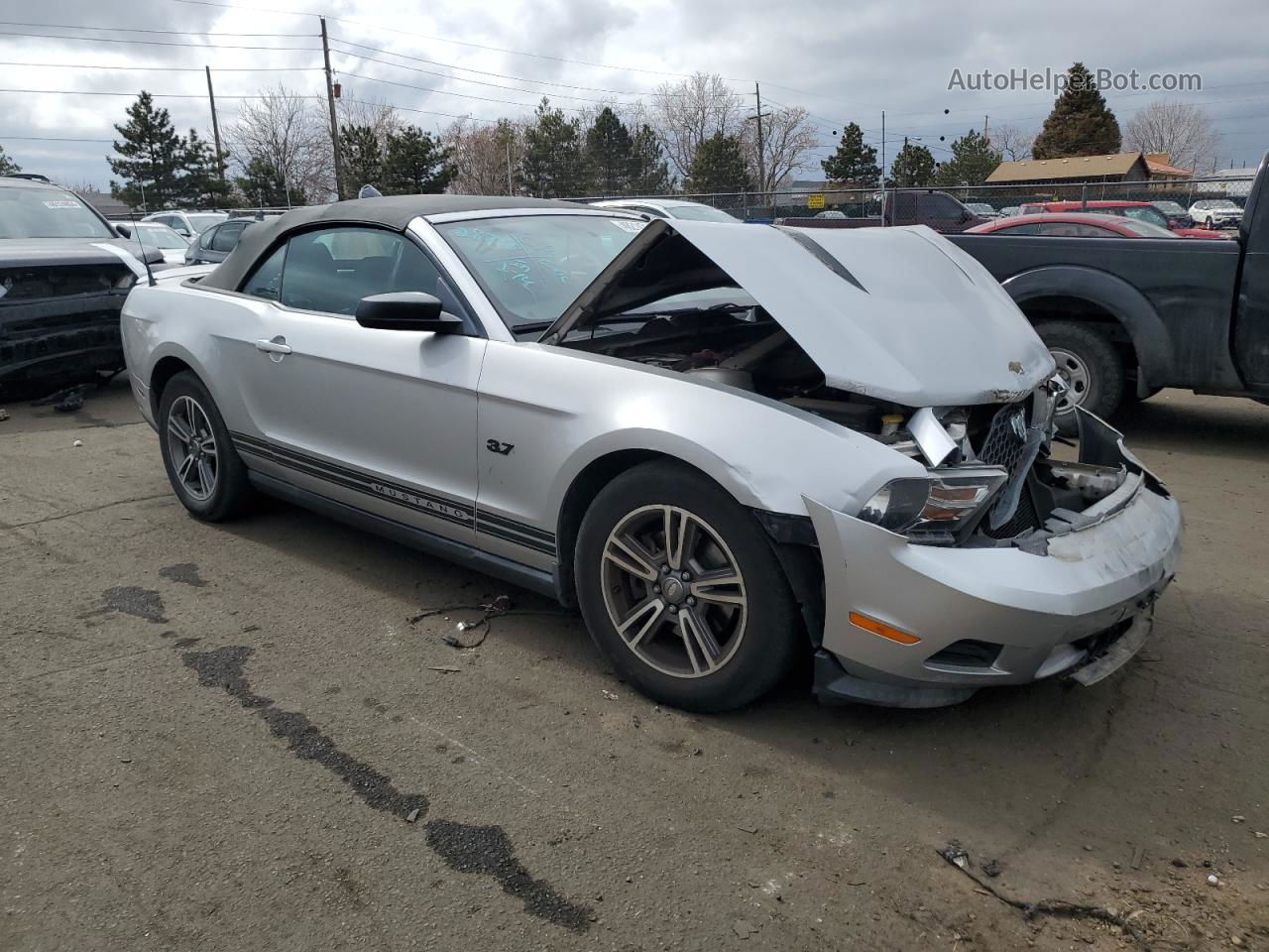 2011 Ford Mustang  Silver vin: 1ZVBP8EM8B5112174