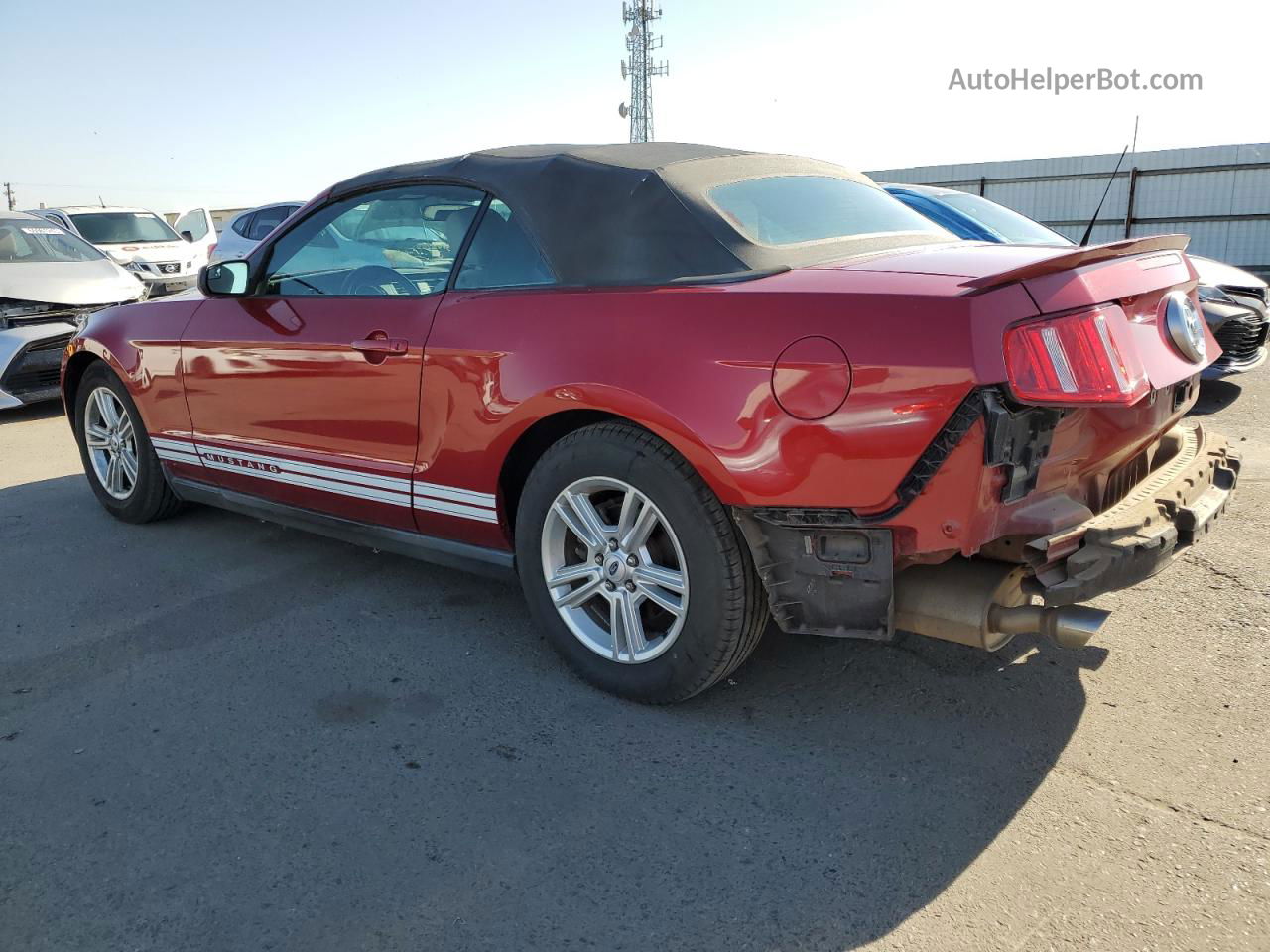 2011 Ford Mustang  Red vin: 1ZVBP8EMXB5154118