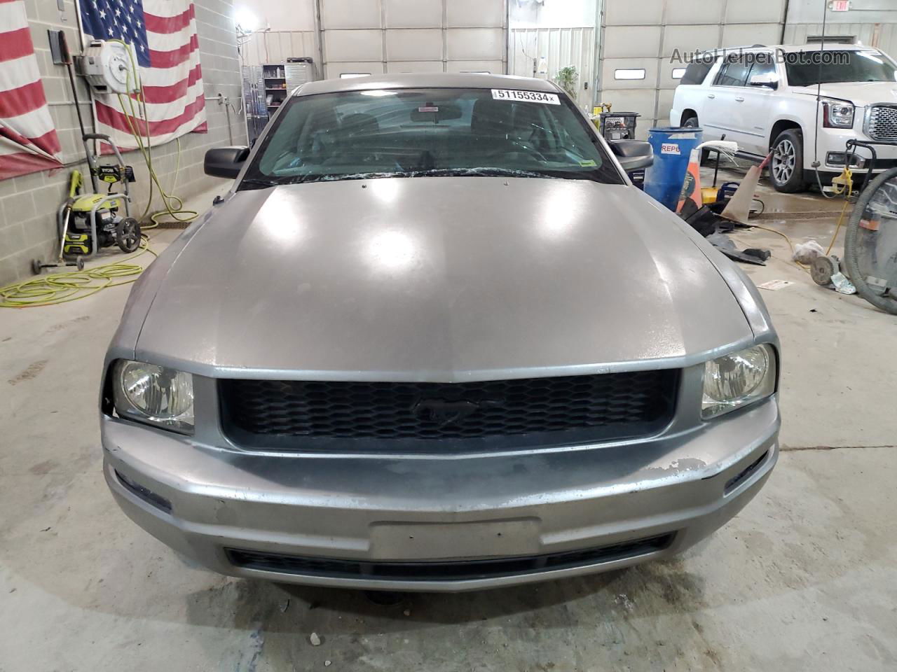 2008 Ford Mustang  Gray vin: 1ZVHT80N185168956