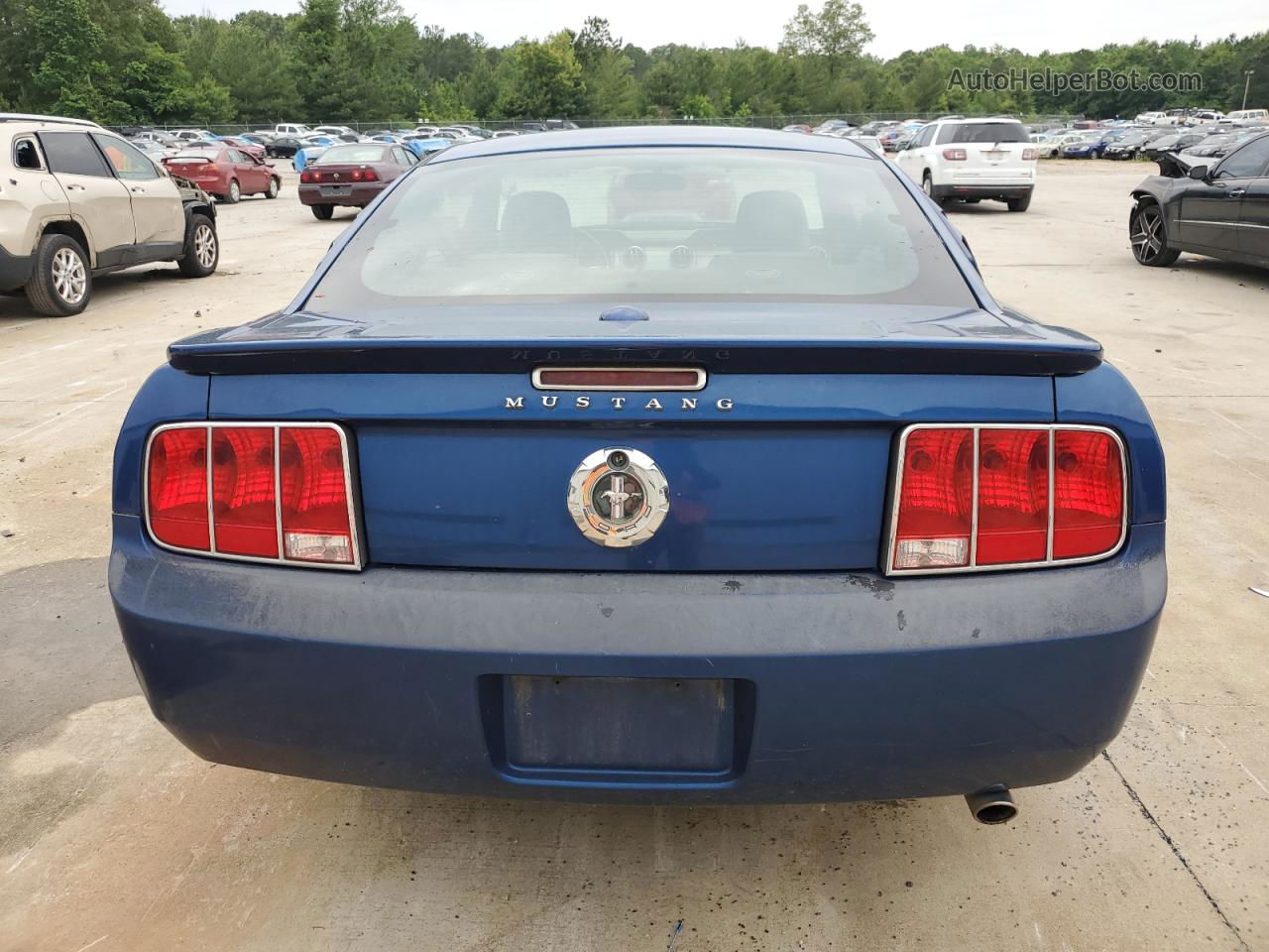 2008 Ford Mustang  Blue vin: 1ZVHT80N285112282