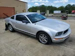 2008 Ford Mustang  Серебряный vin: 1ZVHT80N785167018