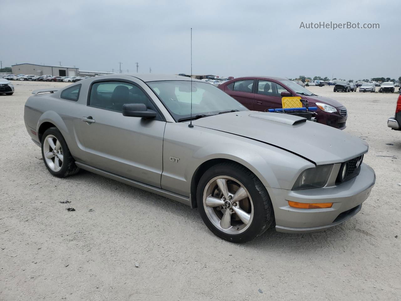 2008 Ford Mustang Gt Серебряный vin: 1ZVHT82H985171465