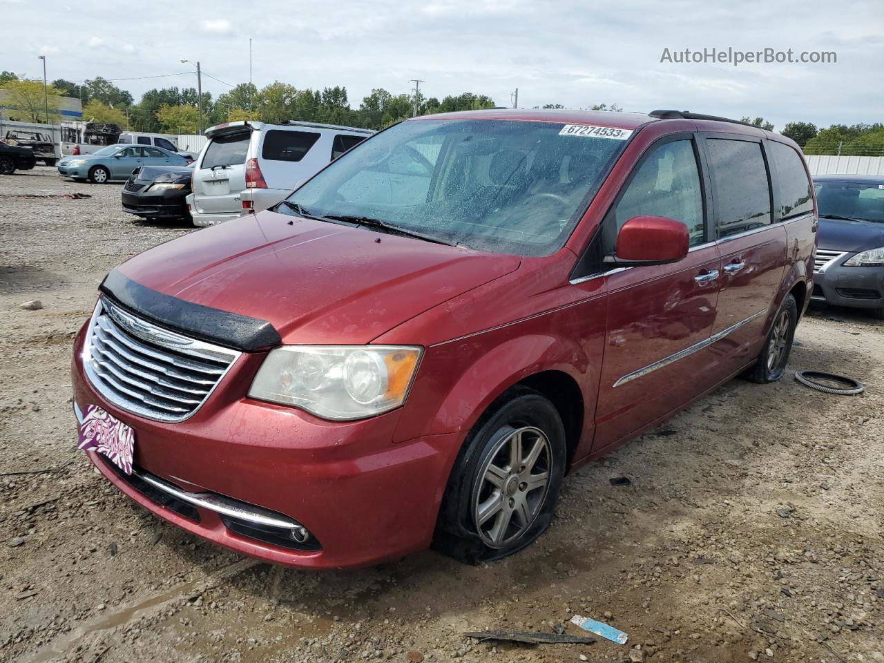 2011 Chrysler Town & Country Touring Burgundy vin: 2A4RR5DG0BR704848