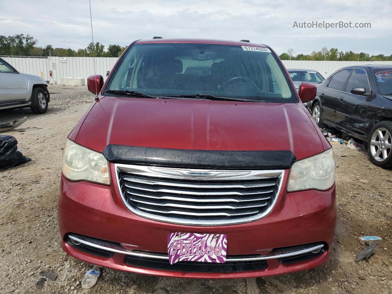 2011 Chrysler Town & Country Touring Burgundy vin: 2A4RR5DG0BR704848