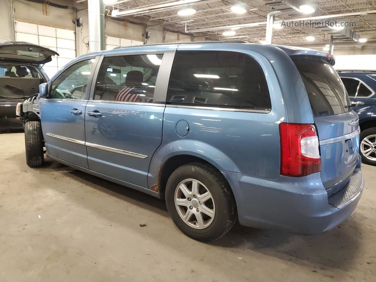 2011 Chrysler Town & Country Touring Blue vin: 2A4RR5DG2BR696252